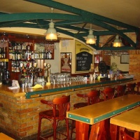 Aranyhíd Étterem Pub