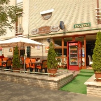 Gizella Kávéház Étterem