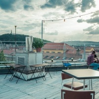 Tip Top Bar