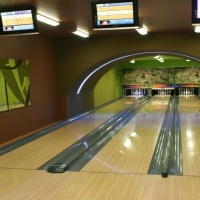 Bowling Center és Étterem