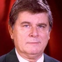 Prof. Dr. Siklósi György szülész-nőgyógyász szakorvos