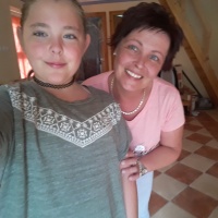 Till Dóra fodrász