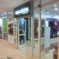 Adidas Outlet - Boráros tér