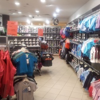 Adidas Outlet - Boráros tér