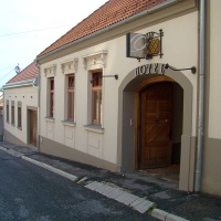 Oliva Hotel és Étterem