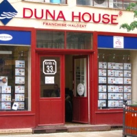 Duna House