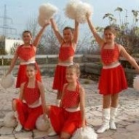 Gyöngy Mazsorett Csoport - Százhalombatta