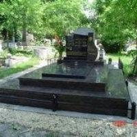 Kruták Síremlékes