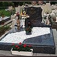 Molnár Gábor sírkőkészítő